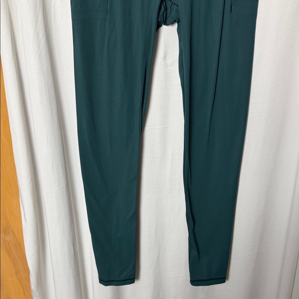 OFFLINE By Aerie Real Me XTRA High Waisted Hold Up! Pocket Legging Size SP - Picture 5 of 12